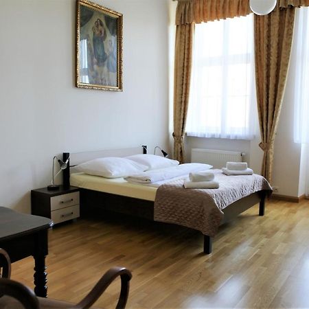 Dom Notre Dame Bed & Breakfast วรอตซวาฟ ภายนอก รูปภาพ