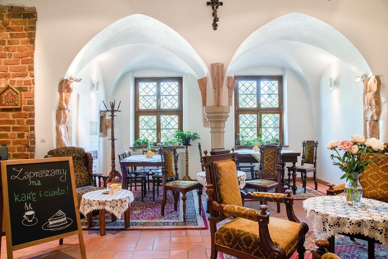 Dom Notre Dame Bed & Breakfast วรอตซวาฟ ภายนอก รูปภาพ