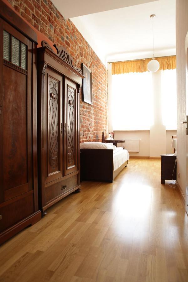 Dom Notre Dame Bed & Breakfast วรอตซวาฟ ภายนอก รูปภาพ