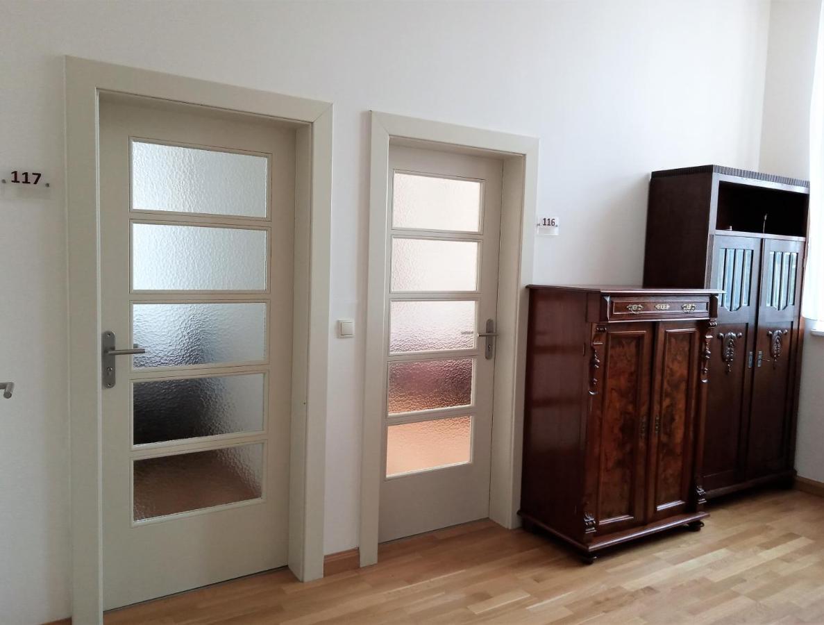 Dom Notre Dame Bed & Breakfast วรอตซวาฟ ภายนอก รูปภาพ